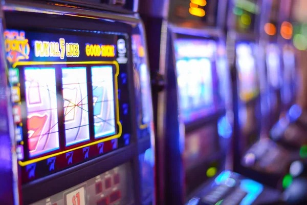Slot games contribute 100% to rollover Slot games qualifying for Sugar Rush on lisboa 77
